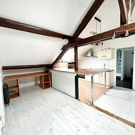 Dubai - Bel Appartement A Reims Esterno foto